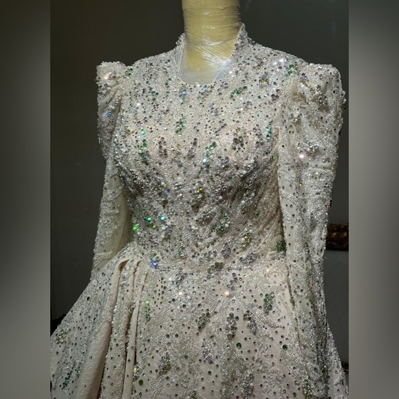 Designer Ahmed Elakad NEW custom modest couture gown - Picture 2 of 5